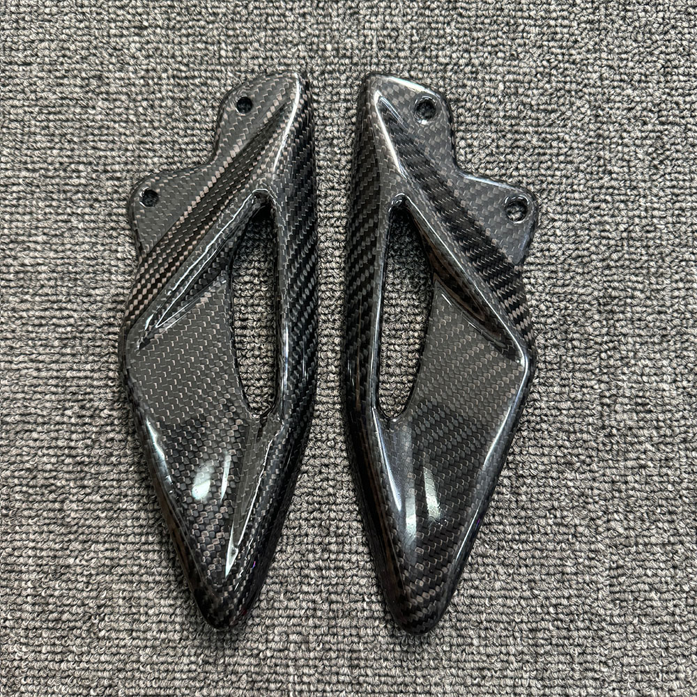 For Triumph Street Triple 660  – Crepe Pan Carbon Bewertung und Preis